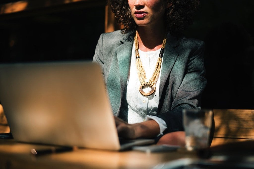 Pourquoi de plus en plus d'entrepreneurs optent pour la domiciliation ?